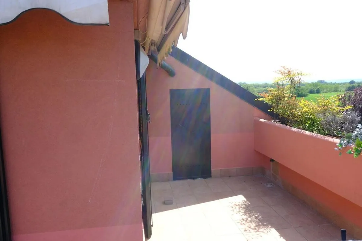 Апартаменты View Of The Hill San Colombano al Lambro
